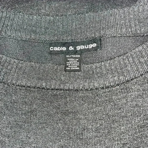 Cable and Gauge Grey sweater with big button detailing - Picture 2 of 7